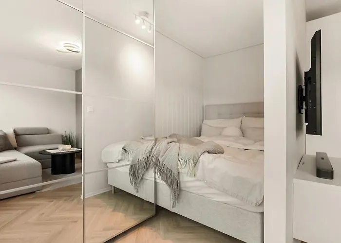 Modern And Cozy Only 5 Minutes From Center Апартаменты